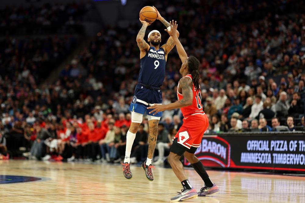 更是一位跨 更是一位跨