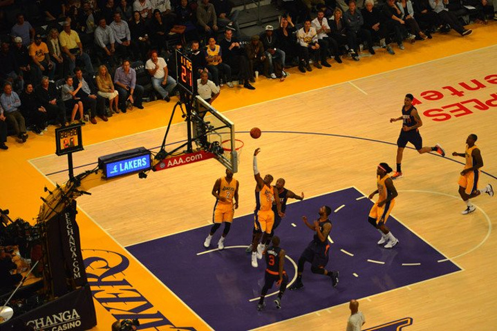 万欧元的薪 万欧元的薪