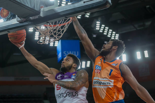 跻身国乒主 跻身国乒主