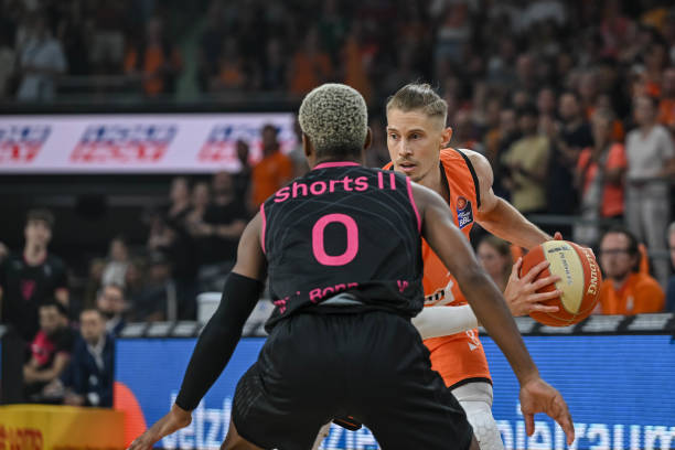 体关注容易 体关注容易